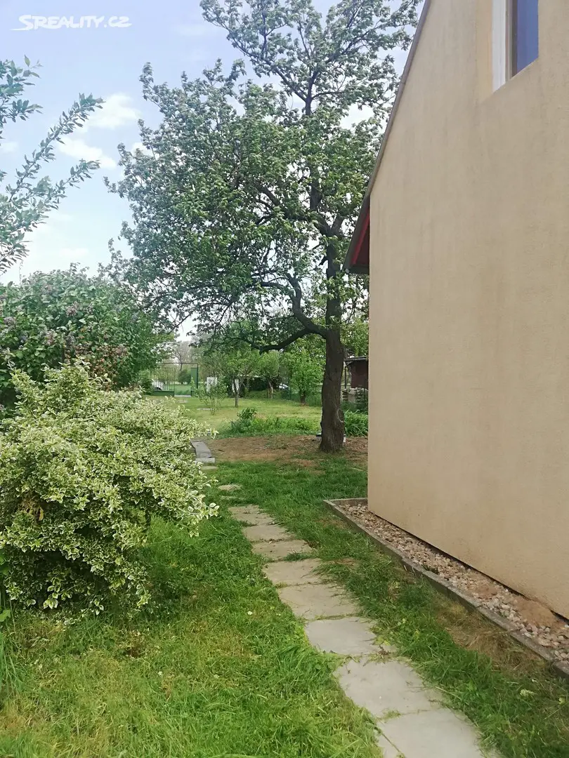 Pronájem  zahrady 409 m², Pohořelice, okres Brno-venkov