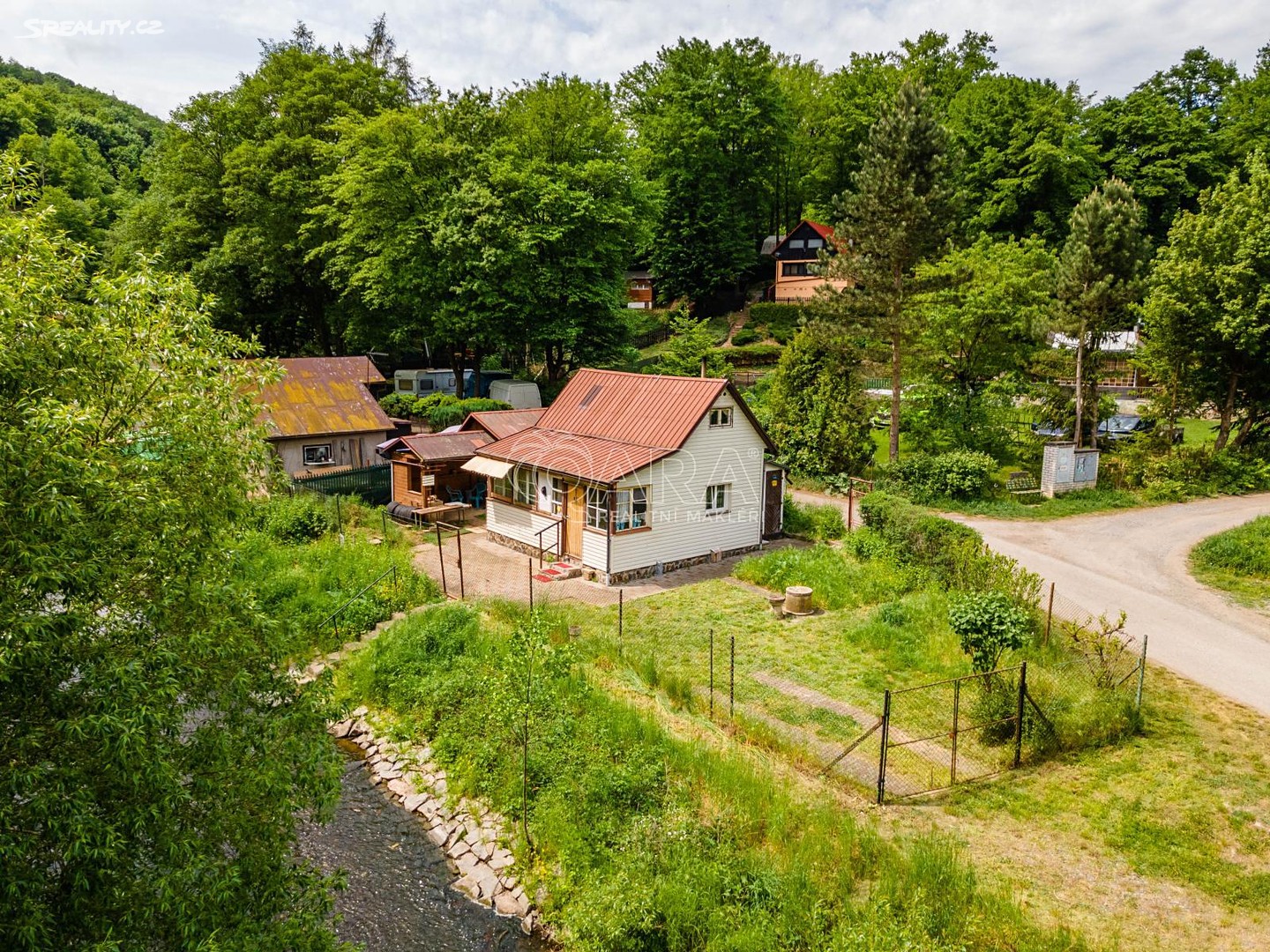 Prodej  chaty 55 m², pozemek 250 m², Štěchovice - Masečín, okres Praha-západ