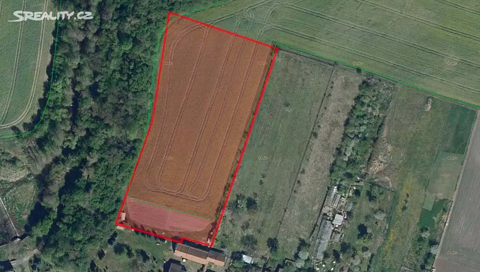 Prodej  stavebního pozemku 4 922 m², Liběšice, okres Louny