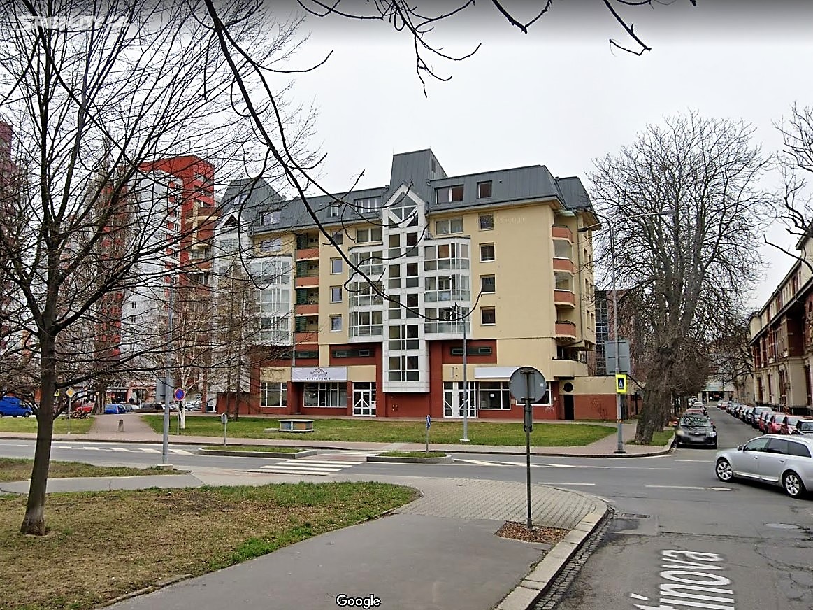Pronájem bytu 1+kk 39 m², Poděbradova, Ostrava - Moravská Ostrava