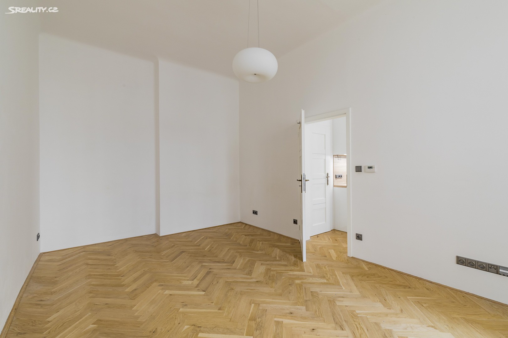 Pronájem bytu 1+kk 36 m², Na Poříčí, Praha 1 - Nové Město