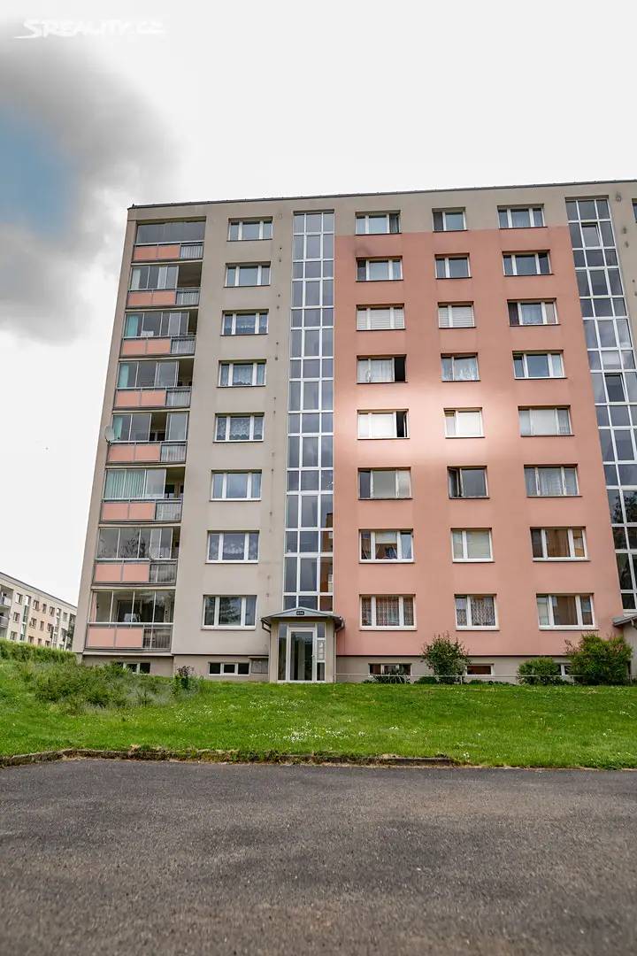 Pronájem bytu 2+1 56 m², Sídliště, Benešov nad Ploučnicí