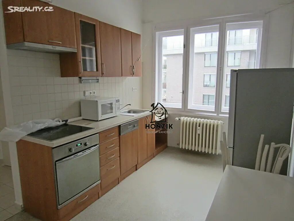 Pronájem bytu 2+1 58 m², Hradešínská, Praha 10 - Vinohrady