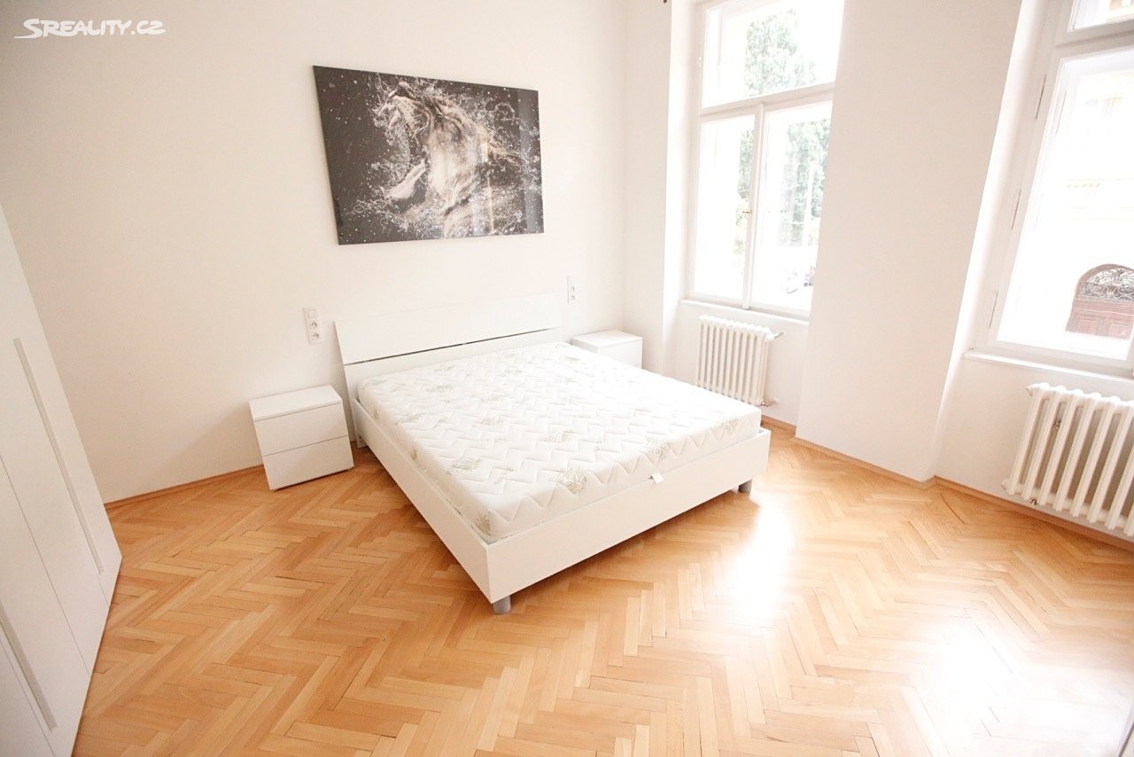 Pronájem bytu 3+kk 90 m², Vyšehradská, Praha 2 - Nové Město