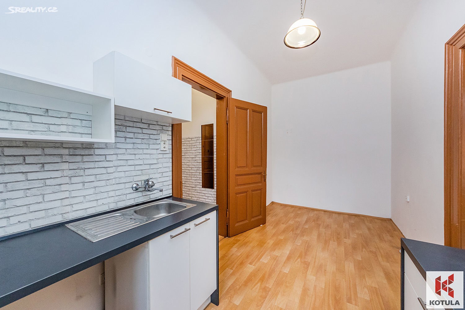 Prodej bytu 1+1 40 m², Skvrňanská, Plzeň - Jižní Předměstí
