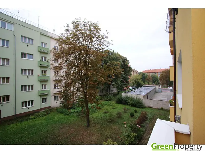 Prodej bytu 1+1 44 m², Koněvova, Praha 3 - Žižkov