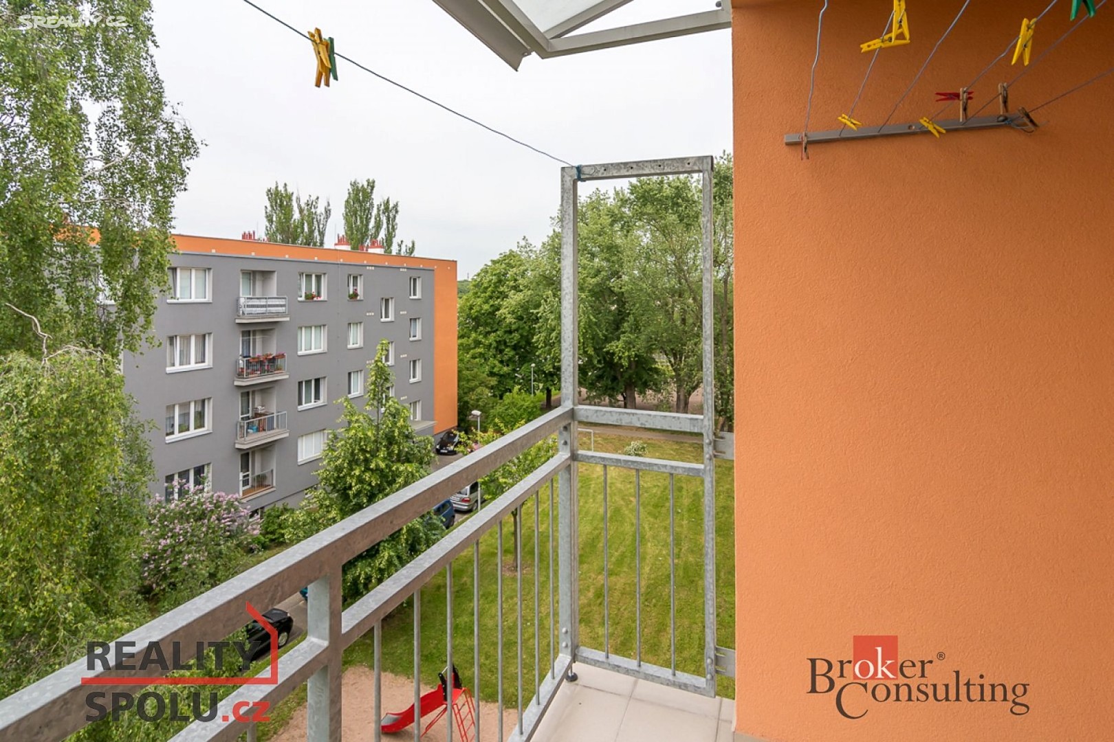 Prodej bytu 3+1 64 m², Družstevní, Pardubice - Polabiny