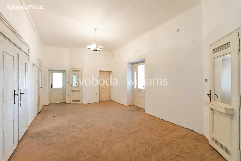 Prodej bytu 3+1 175 m², Rašínovo nábřeží, Praha 2 - Nové Město