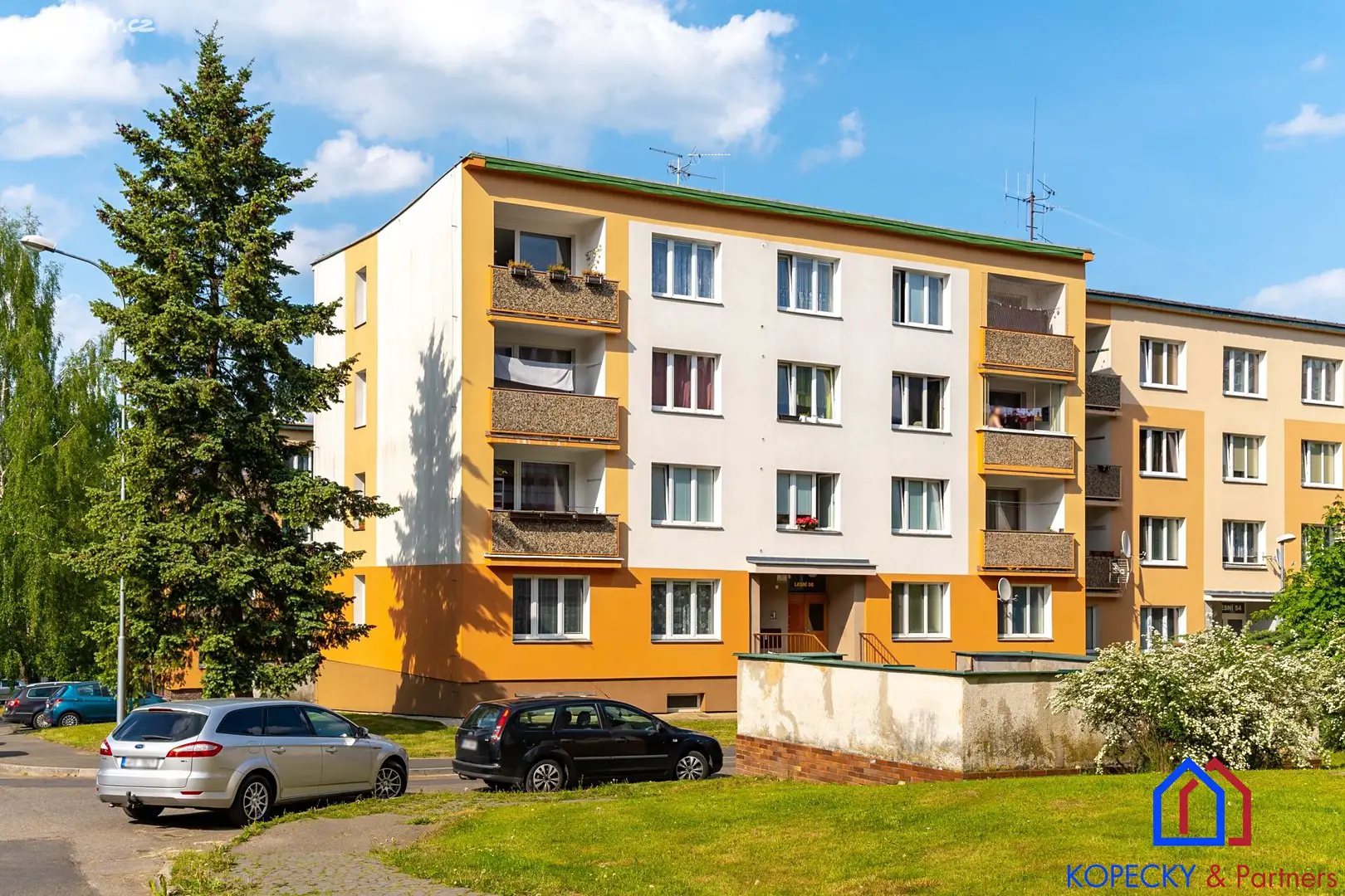 Prodej bytu 3+kk 64 m², Lesní, Cheb