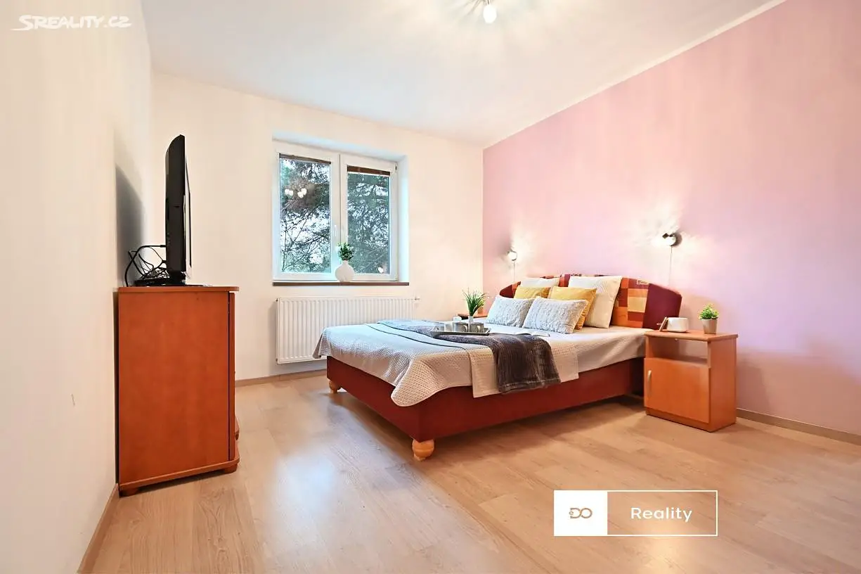 Prodej bytu 4+1 78 m², Břežany I - Chocenice, okres Kolín