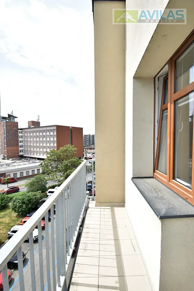 Pronájem bytu 3+kk 84 m², Na kopečku, Praha 8 - Libeň