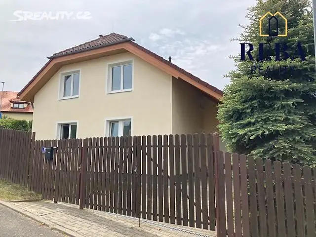Prodej  rodinného domu 182 m², pozemek 593 m², Šípková, Karlovy Vary - Doubí
