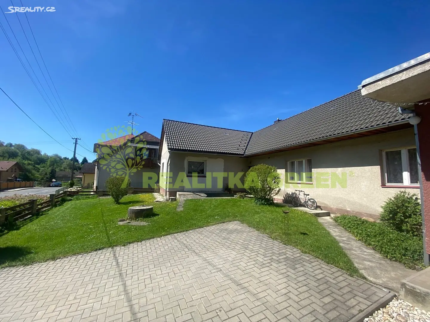 Prodej  rodinného domu 240 m², pozemek 902 m², Ostrata, okres Zlín