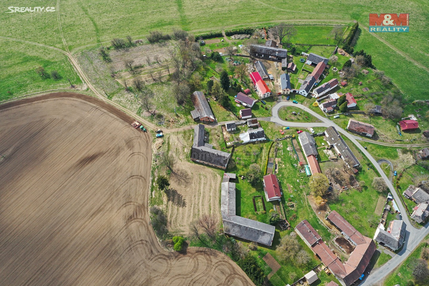 Prodej  zemědělské usedlosti 369 m², pozemek 916 m², Bezvěrov - Světec, okres Plzeň-sever