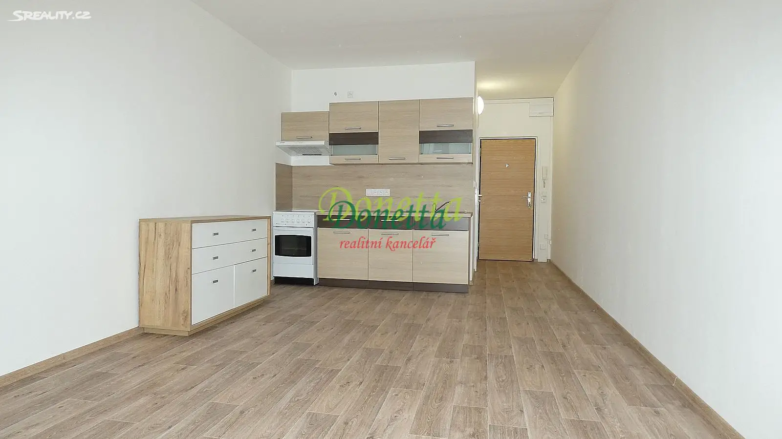 Pronájem bytu 1+kk 30 m², Kejzlarova, Hradec Králové - Nový Hradec Králové