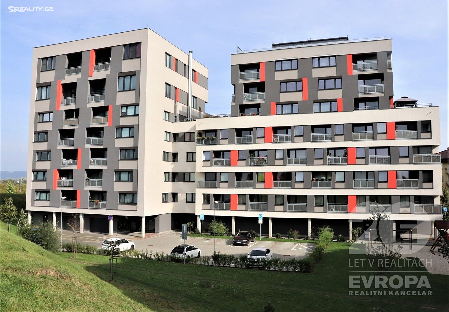 Pronájem bytu 1+kk 42 m², gen. Píky, Olomouc - Řepčín