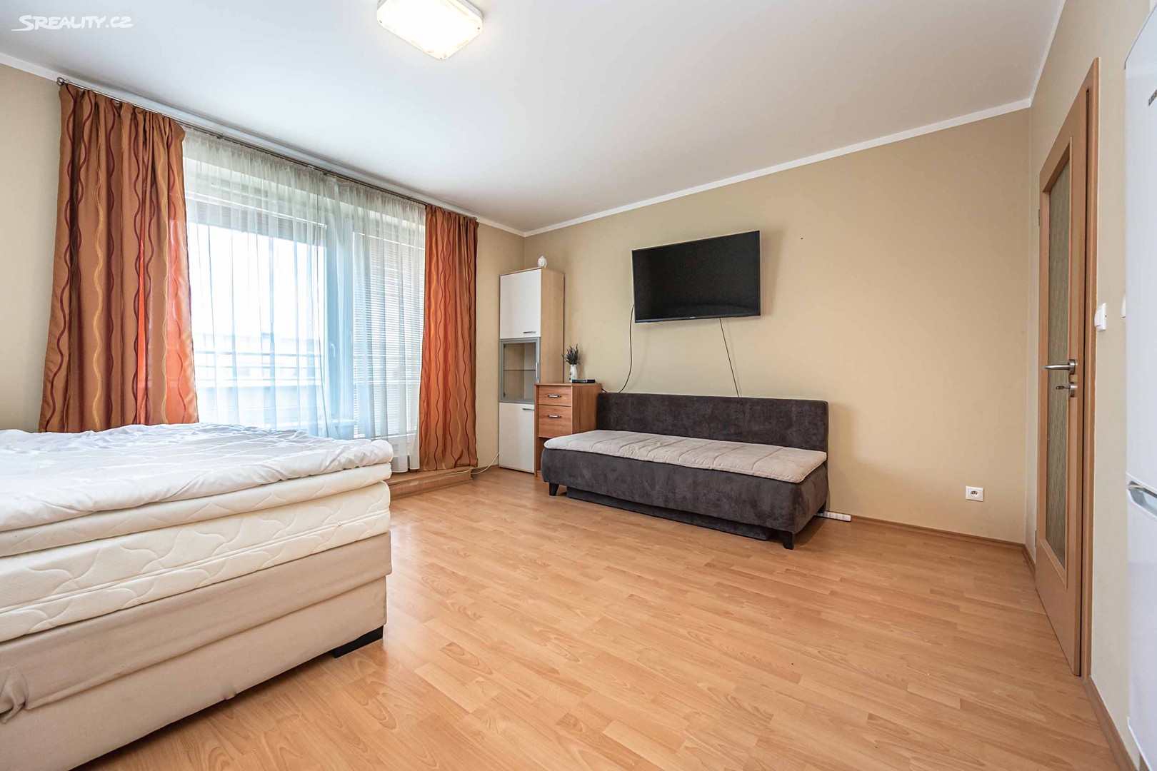 Pronájem bytu 1+kk 38 m², Za Zámečkem, Praha 5 - Jinonice