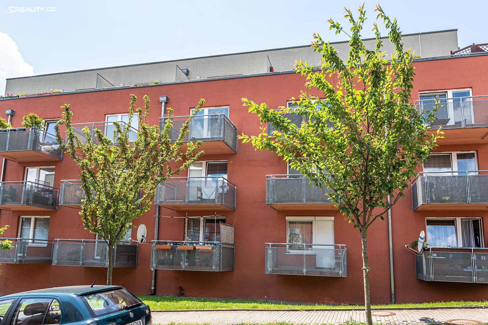 Pronájem bytu 1+kk 38 m², Za Zámečkem, Praha 5 - Jinonice