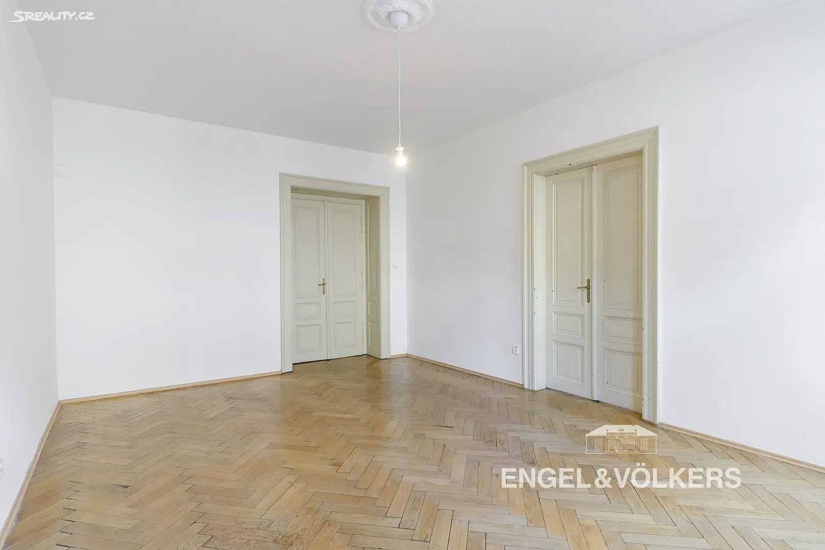 Pronájem bytu 3+1 111 m², Kostečná, Praha 1 - Staré Město