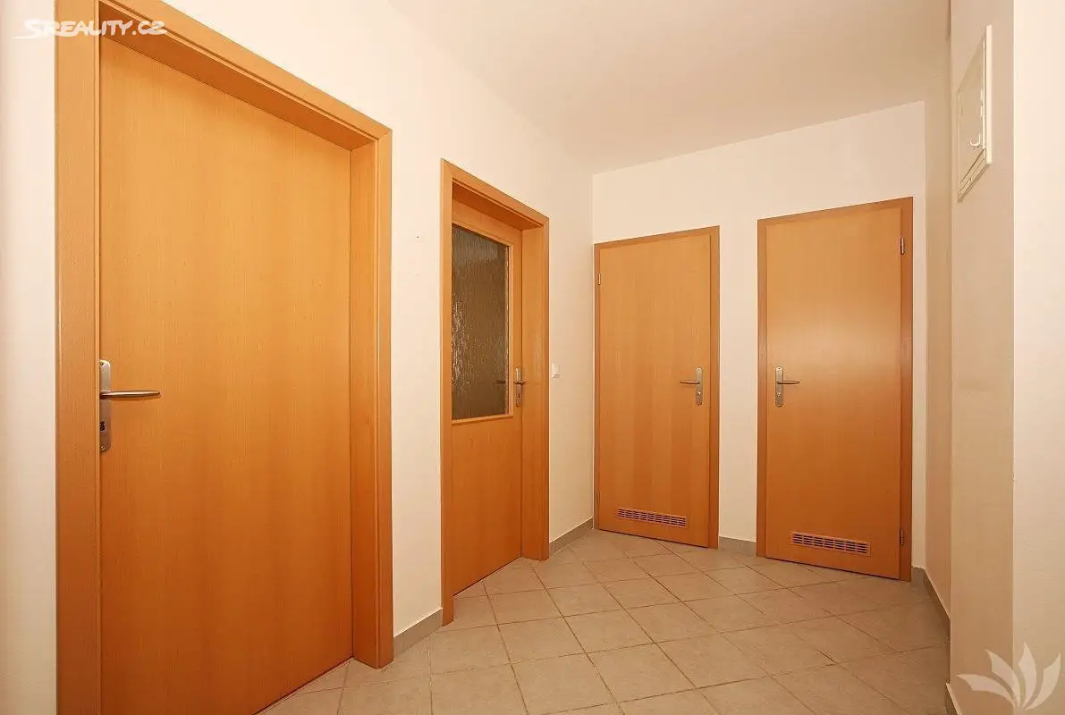 Pronájem bytu 3+kk 81 m², Kovanecká, Praha 9 - Libeň