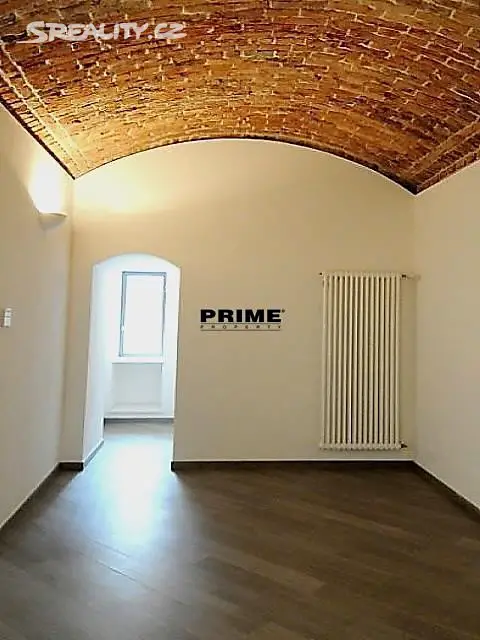 Pronájem bytu 4+1 126 m² (Mezonet), Hořejší nábřeží, Praha 5 - Smíchov