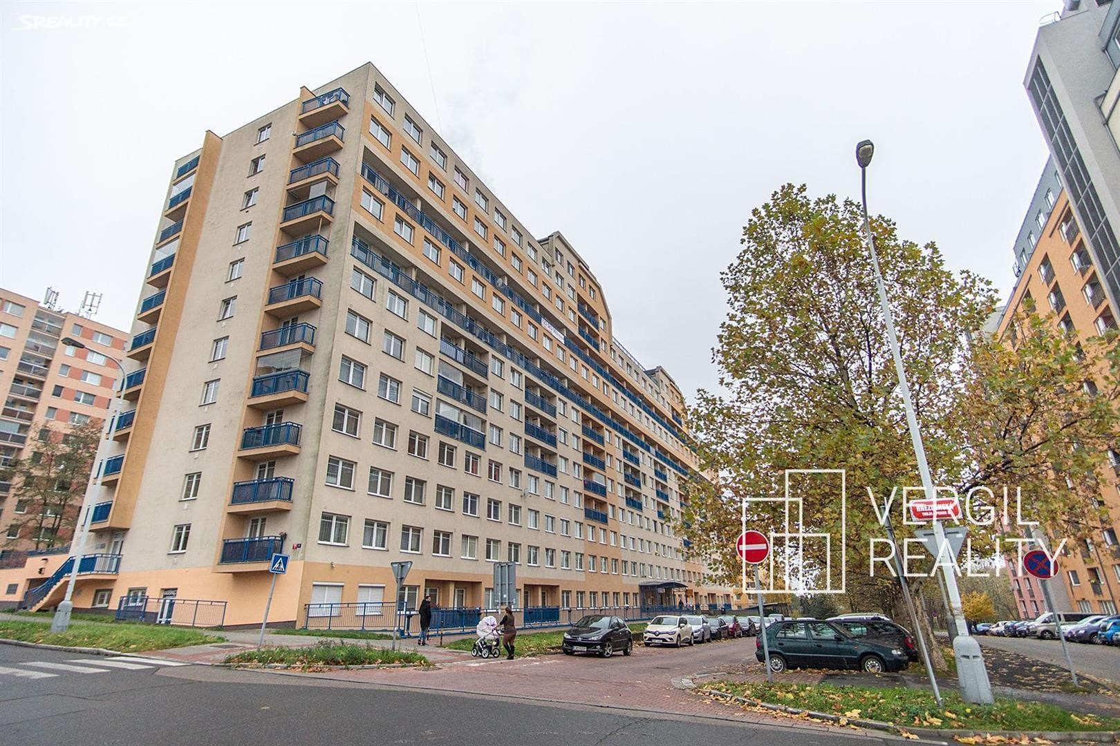 Prodej bytu 2+kk 46 m² (Podkrovní), Hnězdenská, Praha 8 - Troja