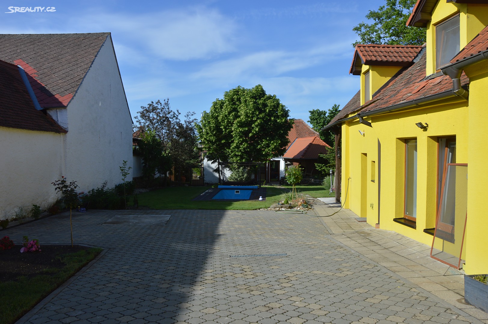 Prodej  rodinného domu 216 m², pozemek 1 203 m², 8.Května, Kuchařovice