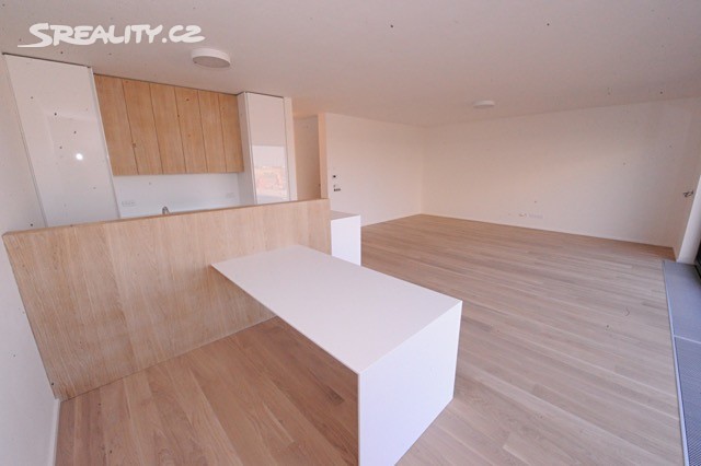 Prodej  rodinného domu 187 m², pozemek 324 m², U Golfu, Praha