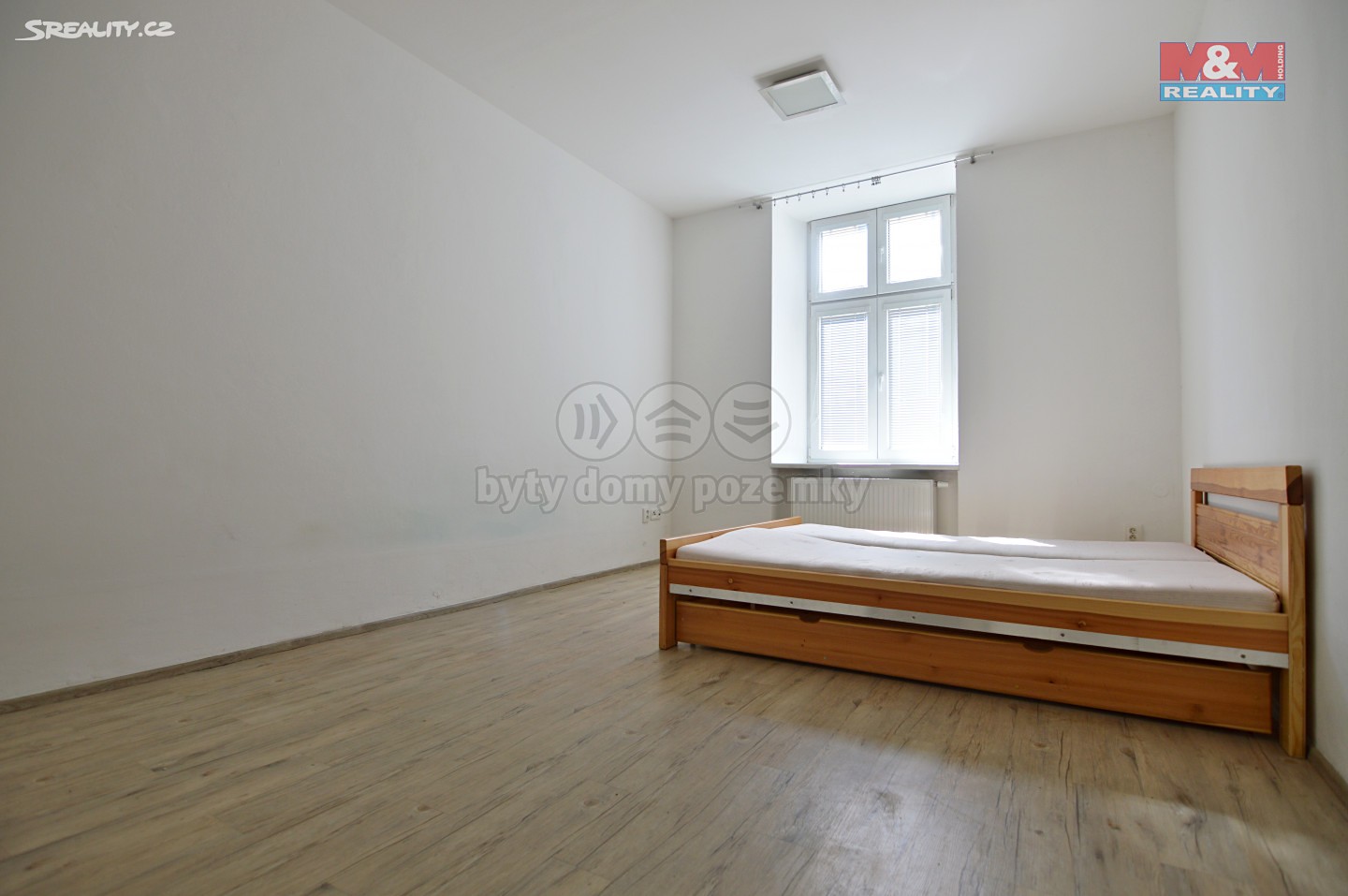 Pronájem bytu 1+1 58 m², Horní, Hradec Králové - Roudnička