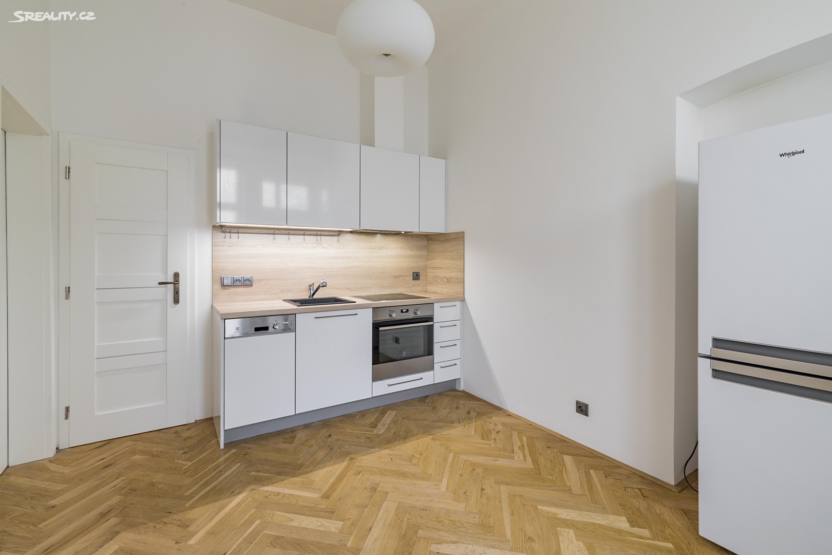 Pronájem bytu 1+1 36 m², Na Poříčí, Praha 1 - Nové Město