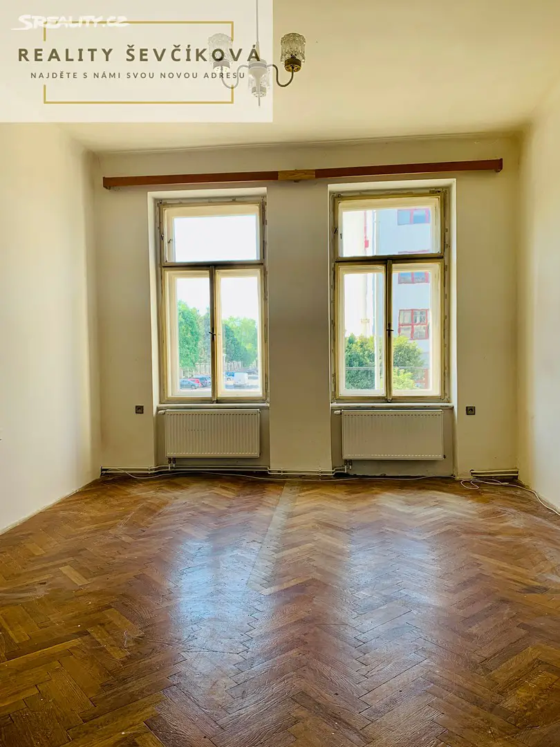 Pronájem bytu 2+1 90 m², Pospíšilova, Hradec Králové