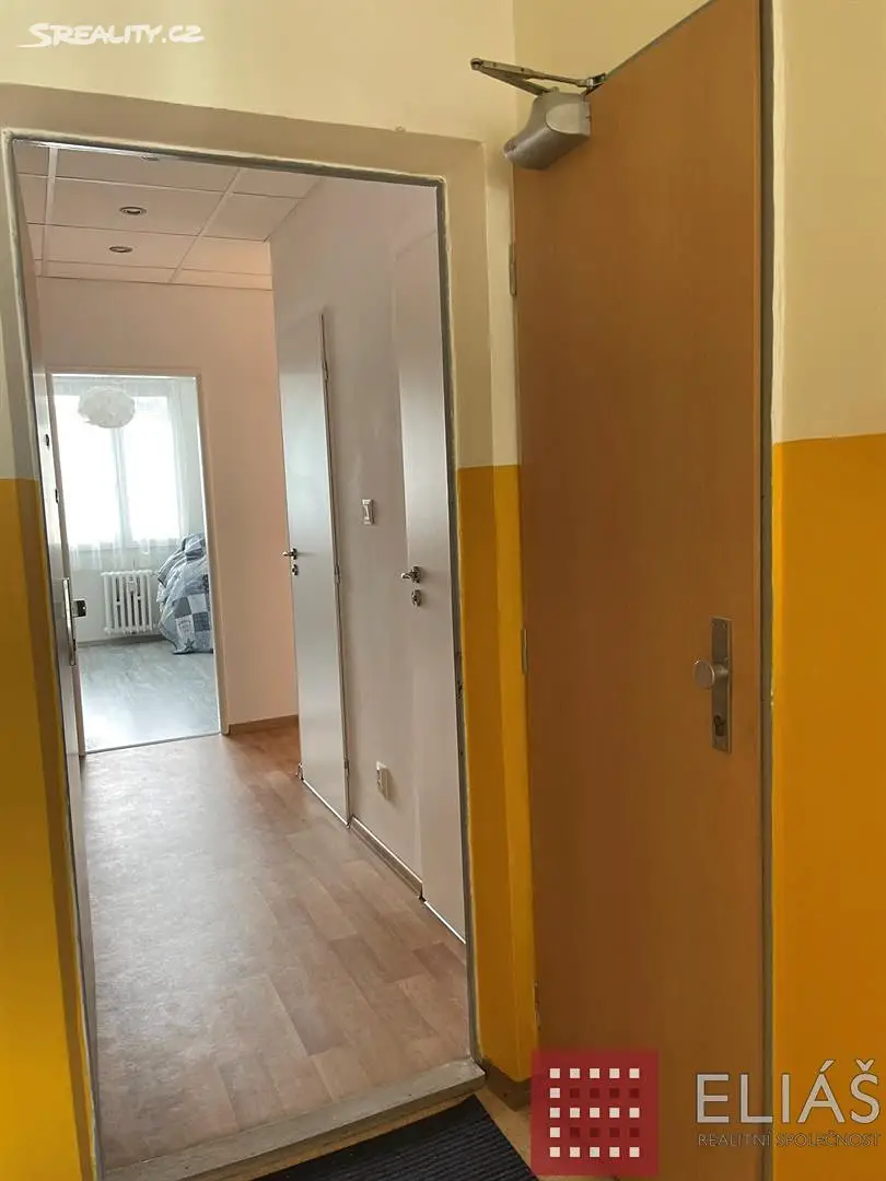 Pronájem bytu 2+kk 40 m², Teplická, Praha 9 - Střížkov