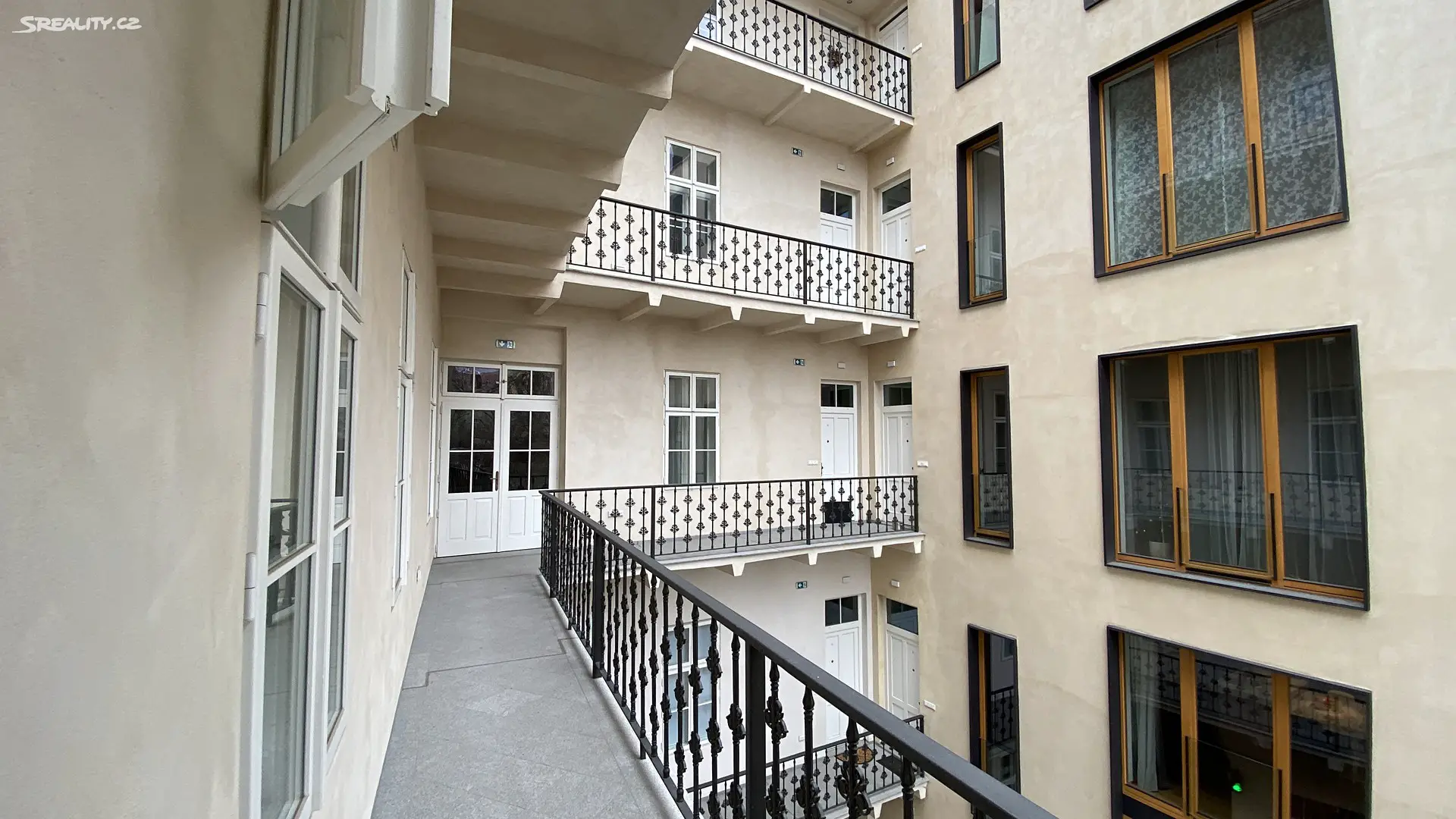 Pronájem bytu 5+kk 111 m², Na Čečeličce, Praha 5 - Smíchov
