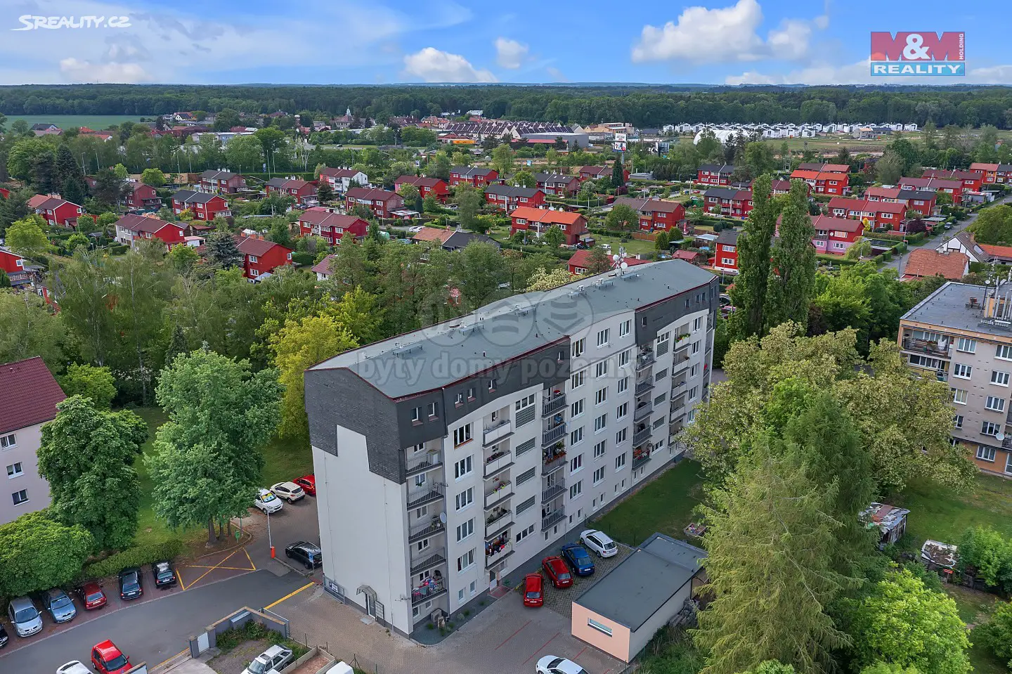 Pronájem bytu 1+kk 38 m², Školská, Pardubice - Ohrazenice