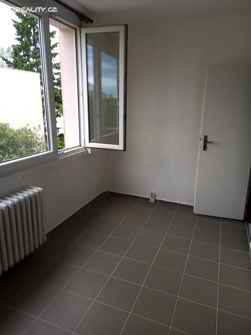 Pronájem bytu 3+1 86 m², J. Plachty, České Budějovice - České Budějovice 3
