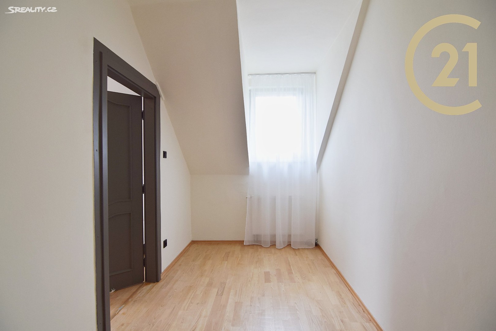 Pronájem bytu 4+1 102 m², Povltavská, Praha 8 - Libeň