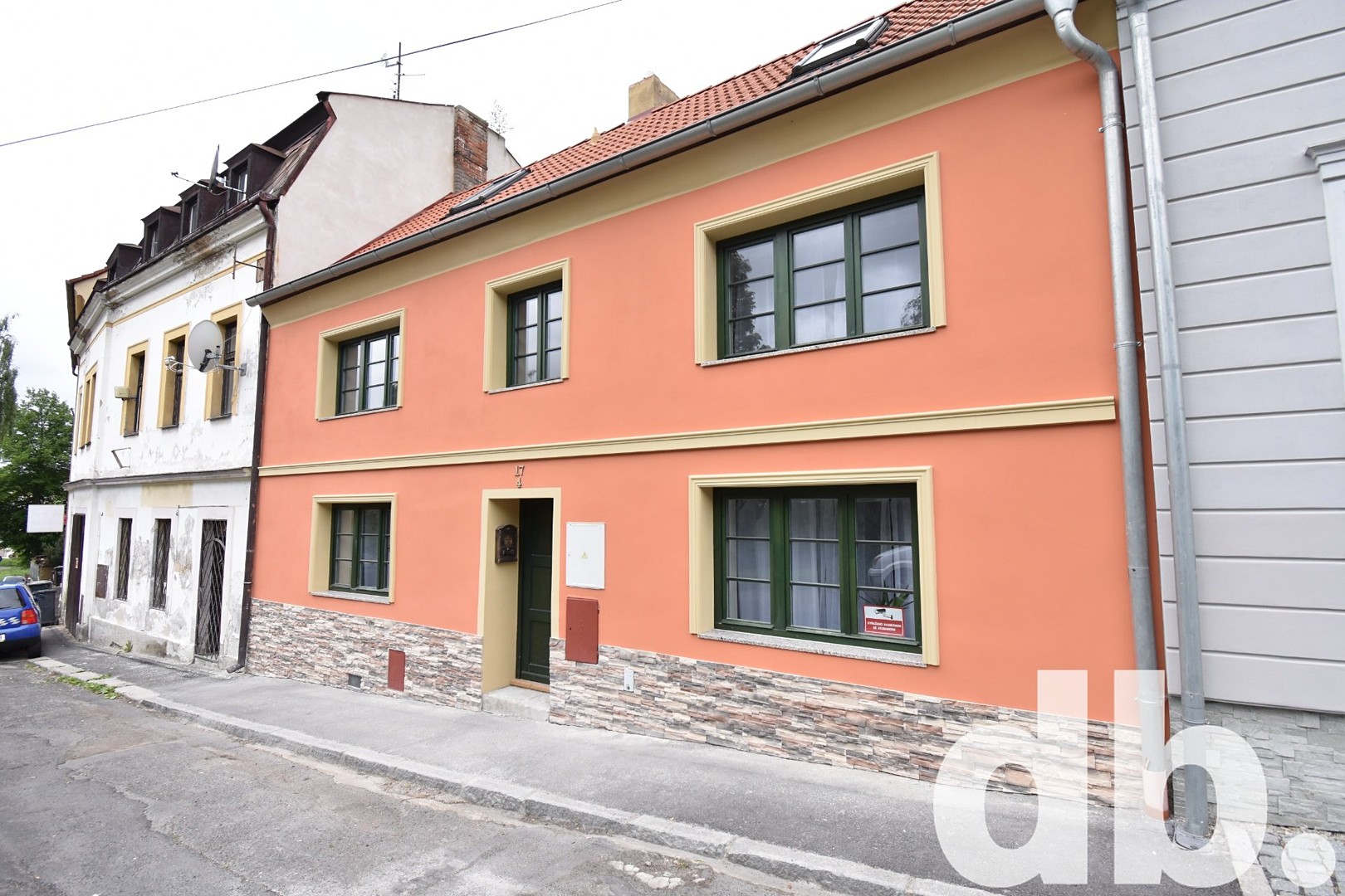 Pronájem  rodinného domu 220 m², pozemek 425 m², Na Rolavě, Karlovy Vary - Rybáře