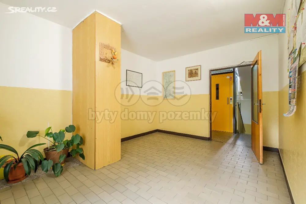 Prodej bytu 1+1 45 m², Konečná, Karlovy Vary - Rybáře