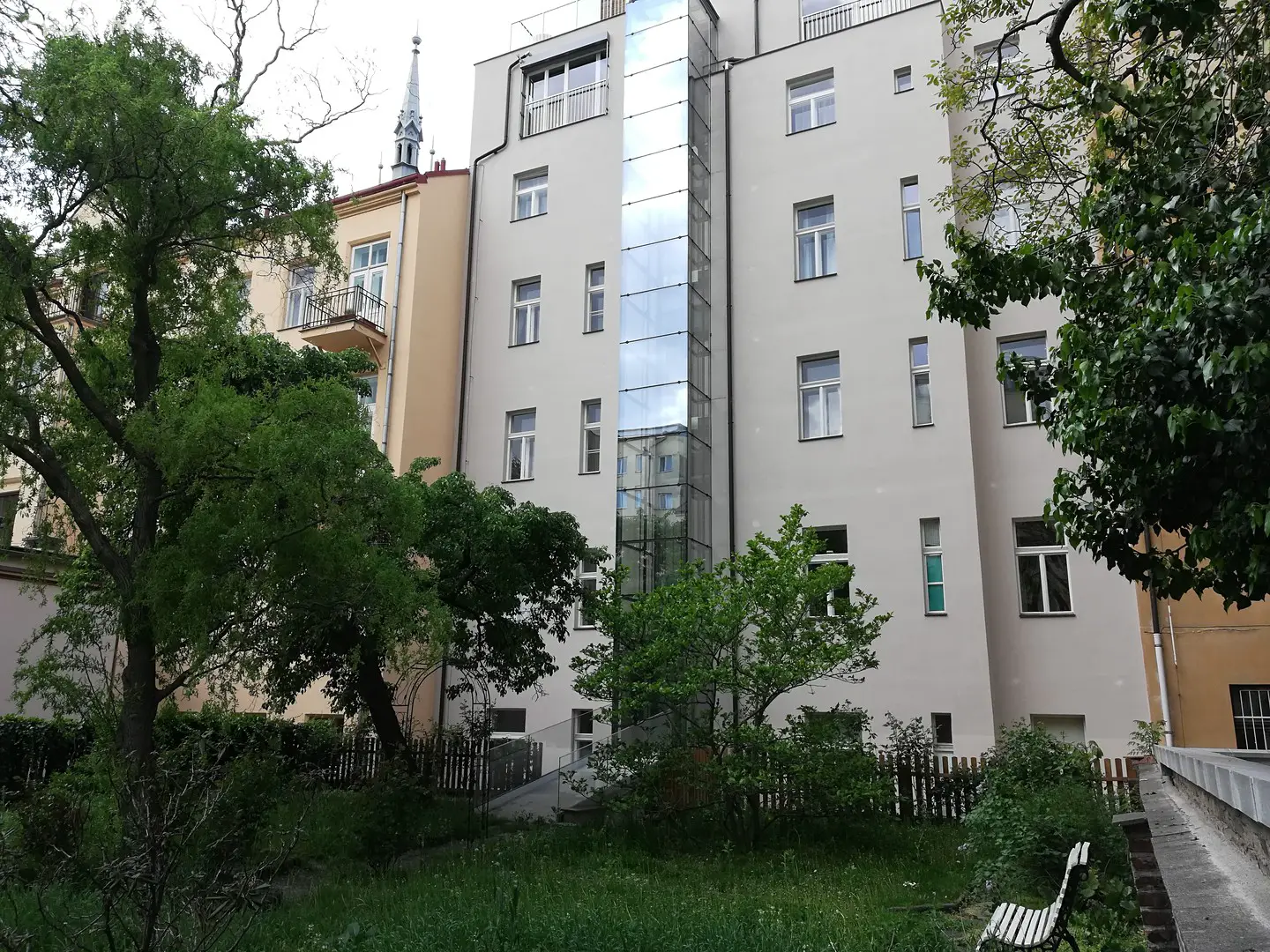 Prodej bytu 1+kk 40 m², Korunní, Praha 2 - Vinohrady