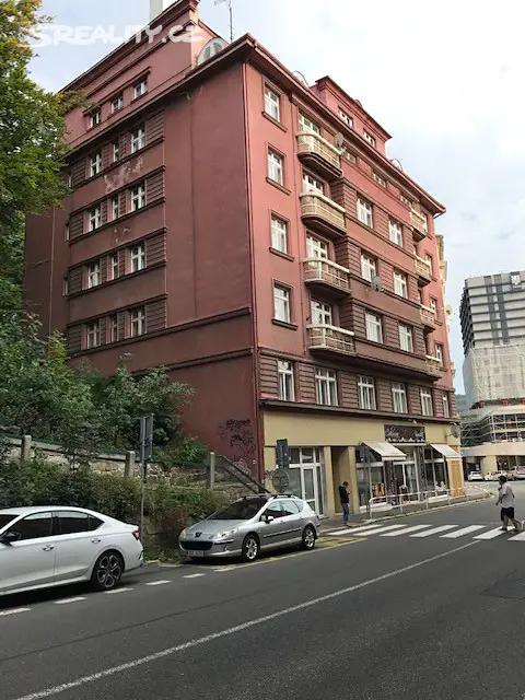 Prodej bytu 2+1 34 m², I. P. Pavlova, Karlovy Vary