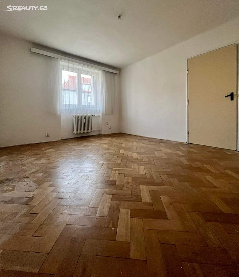 Prodej bytu 2+1 58 m², Barákova, Rokycany - Nové Město
