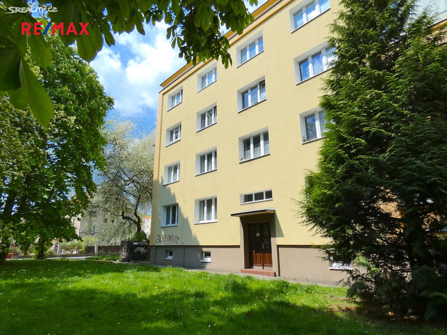Prodej bytu 3+1 74 m², Na Petřinách, Praha 6 - Břevnov
