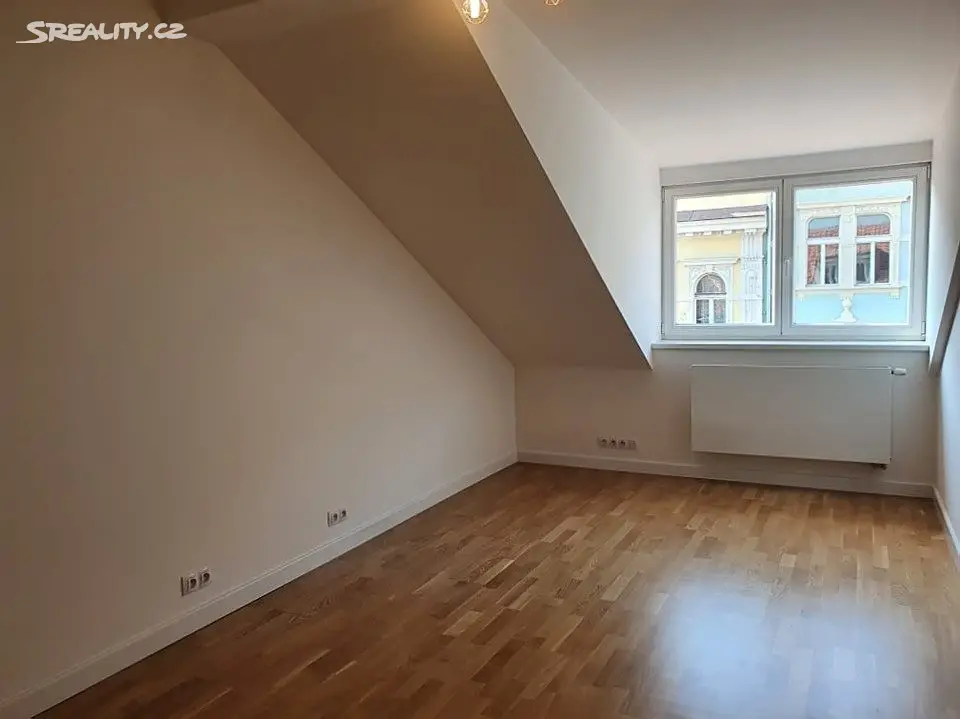 Prodej bytu 3+kk 78 m², Řehořova, Praha 3 - Žižkov