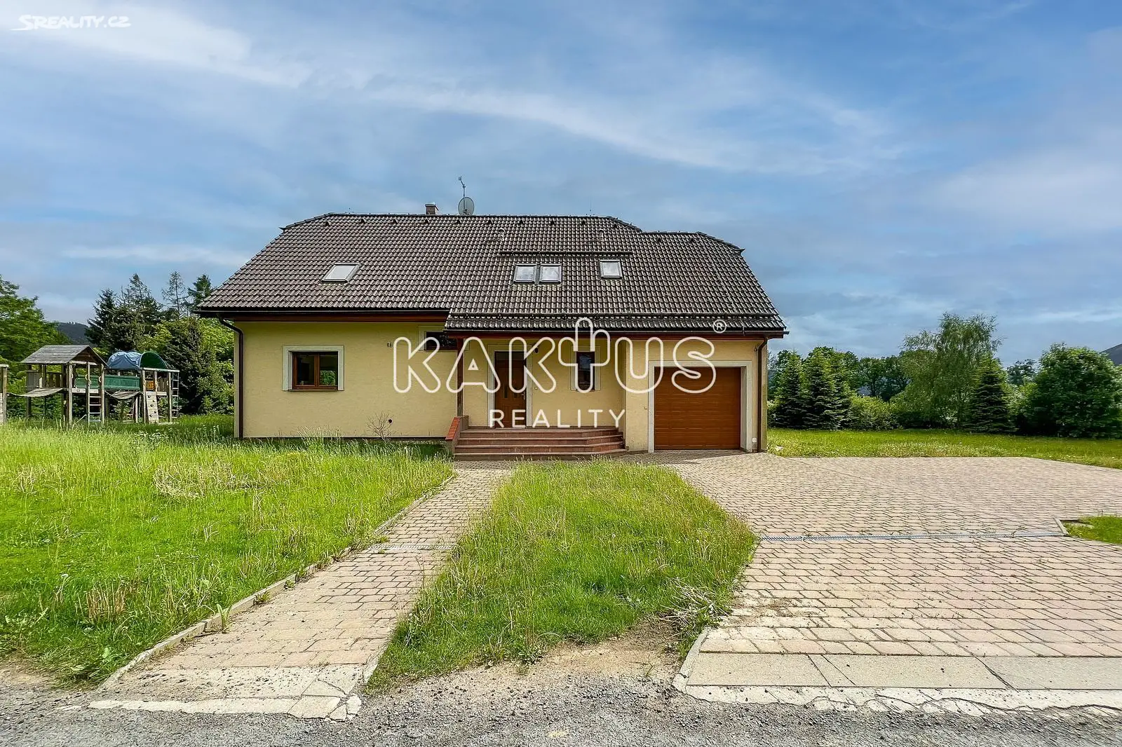 Prodej  rodinného domu 260 m², pozemek 138 m², Frýdlant nad Ostravicí - Nová Ves, okres Frýdek-Místek