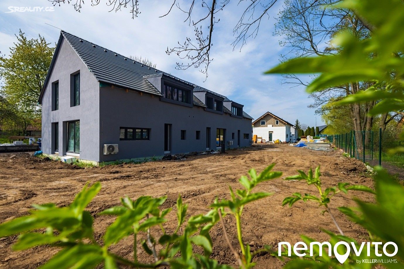 Prodej  vícegeneračního domu 369 m², pozemek 1 358 m², Vykáň, okres Nymburk
