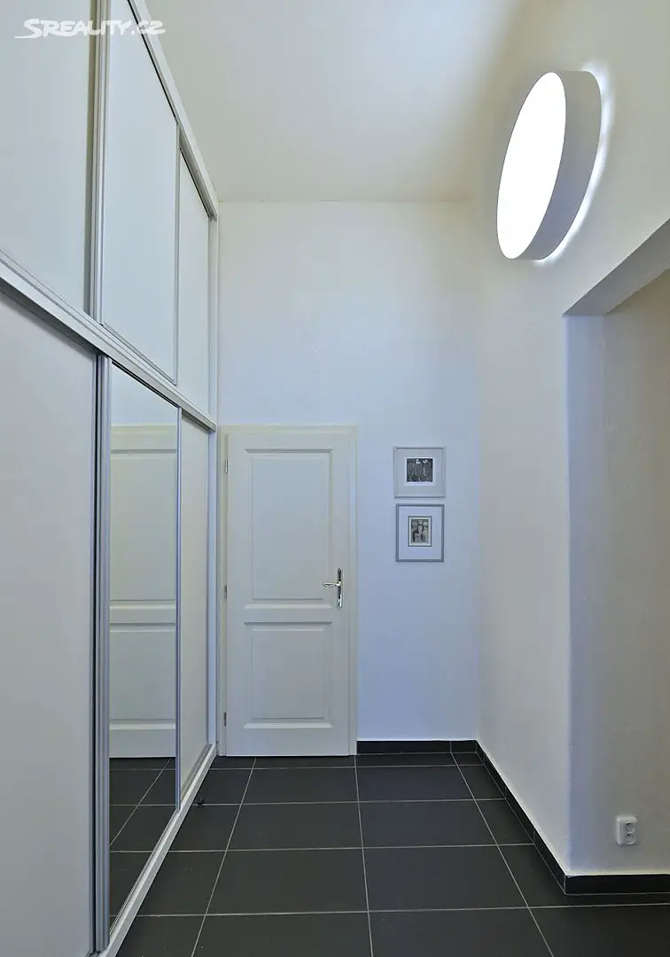 Pronájem bytu 2+kk 68 m², Vladislavova, Praha 1 - Nové Město