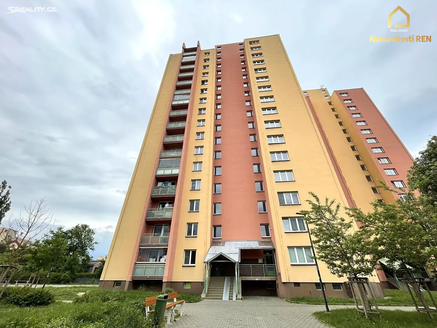 Prodej bytu 1+kk 28 m², Gen. Píky, Ostrava - Moravská Ostrava
