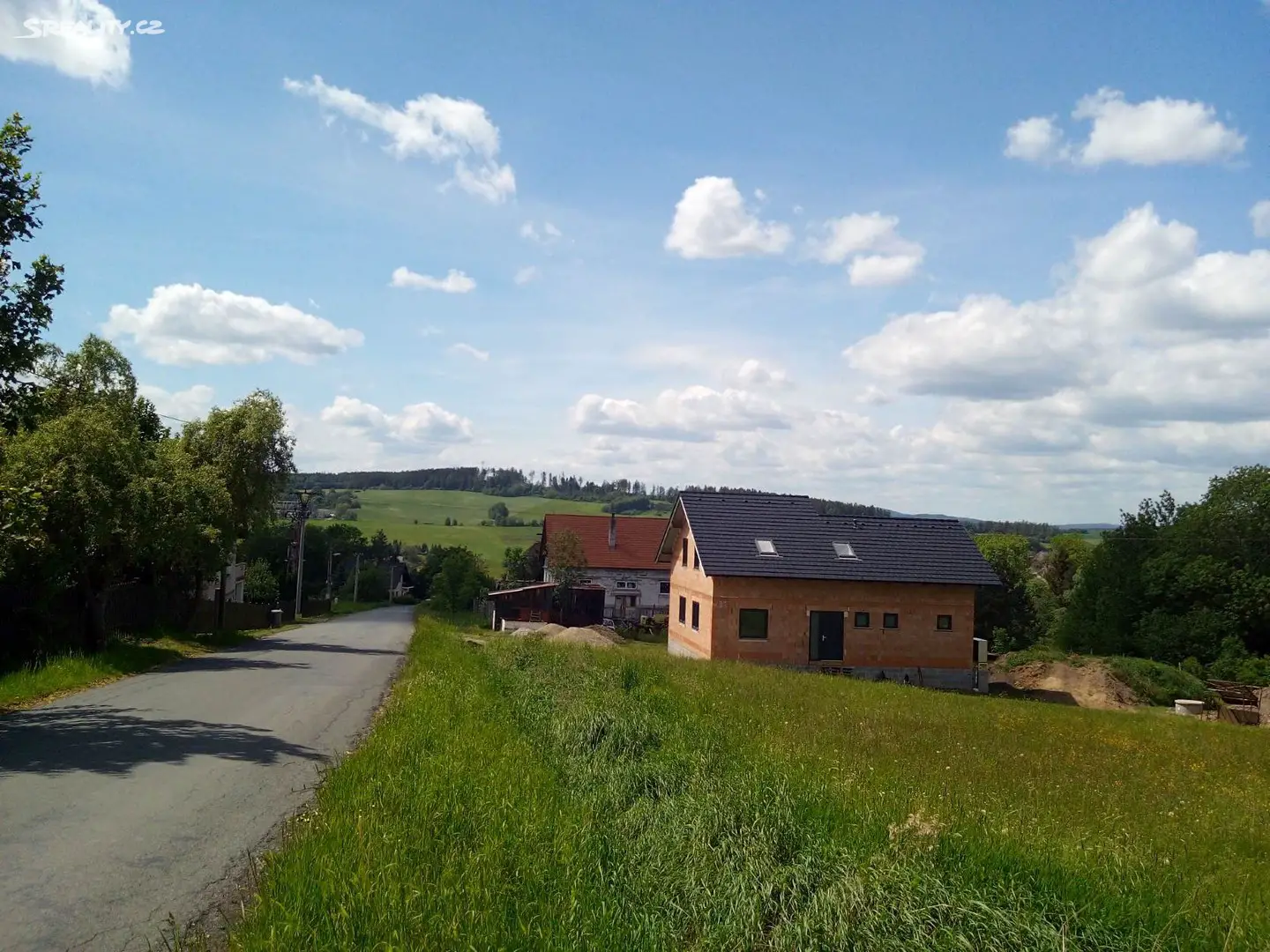 Prodej  stavebního pozemku 1 136 m², Zaječov, okres Beroun