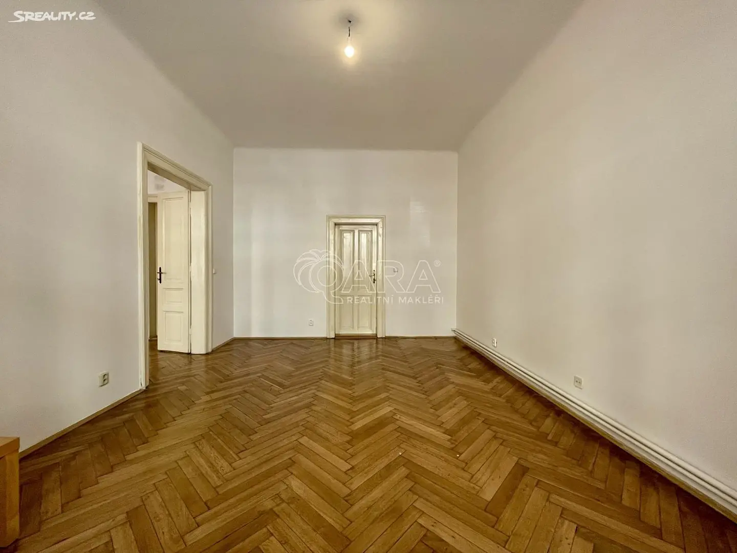 Pronájem bytu 2+1 79 m², Na Bělidle, Praha 5 - Smíchov