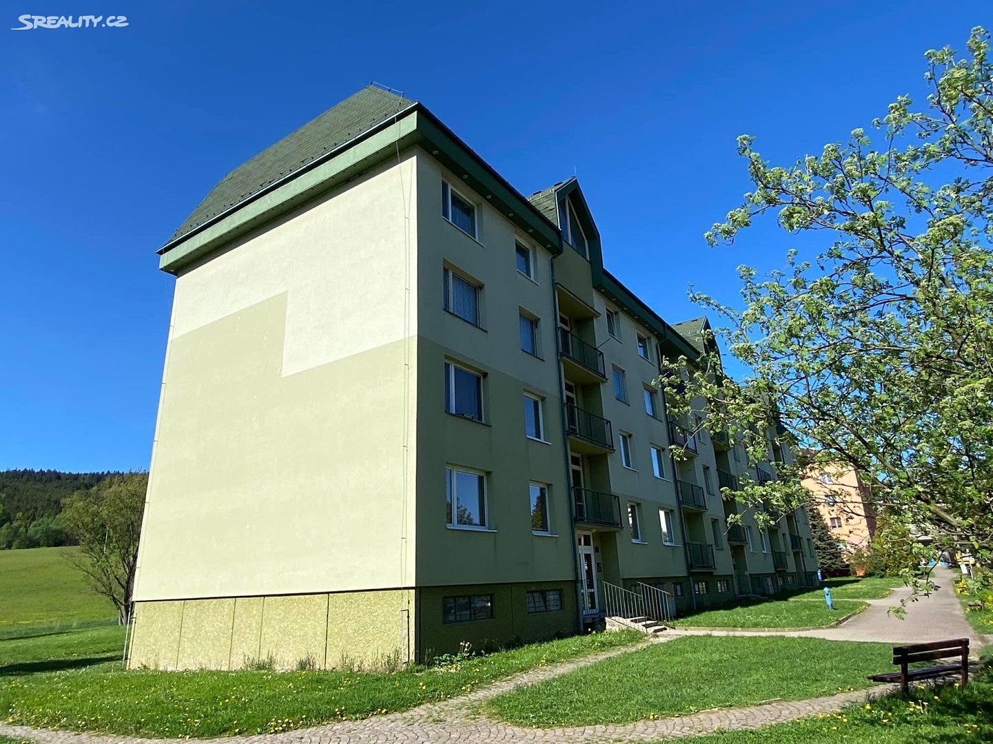 Prodej bytu 3+1 77 m², Radvanice, okres Trutnov